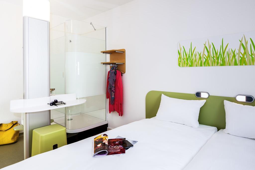 Ibis Budget Bordeaux Aeroport Mérignac Exteriör bild